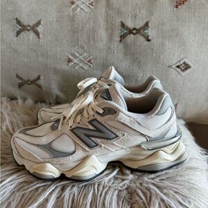 New Balance 9060 Women's Sneakers
